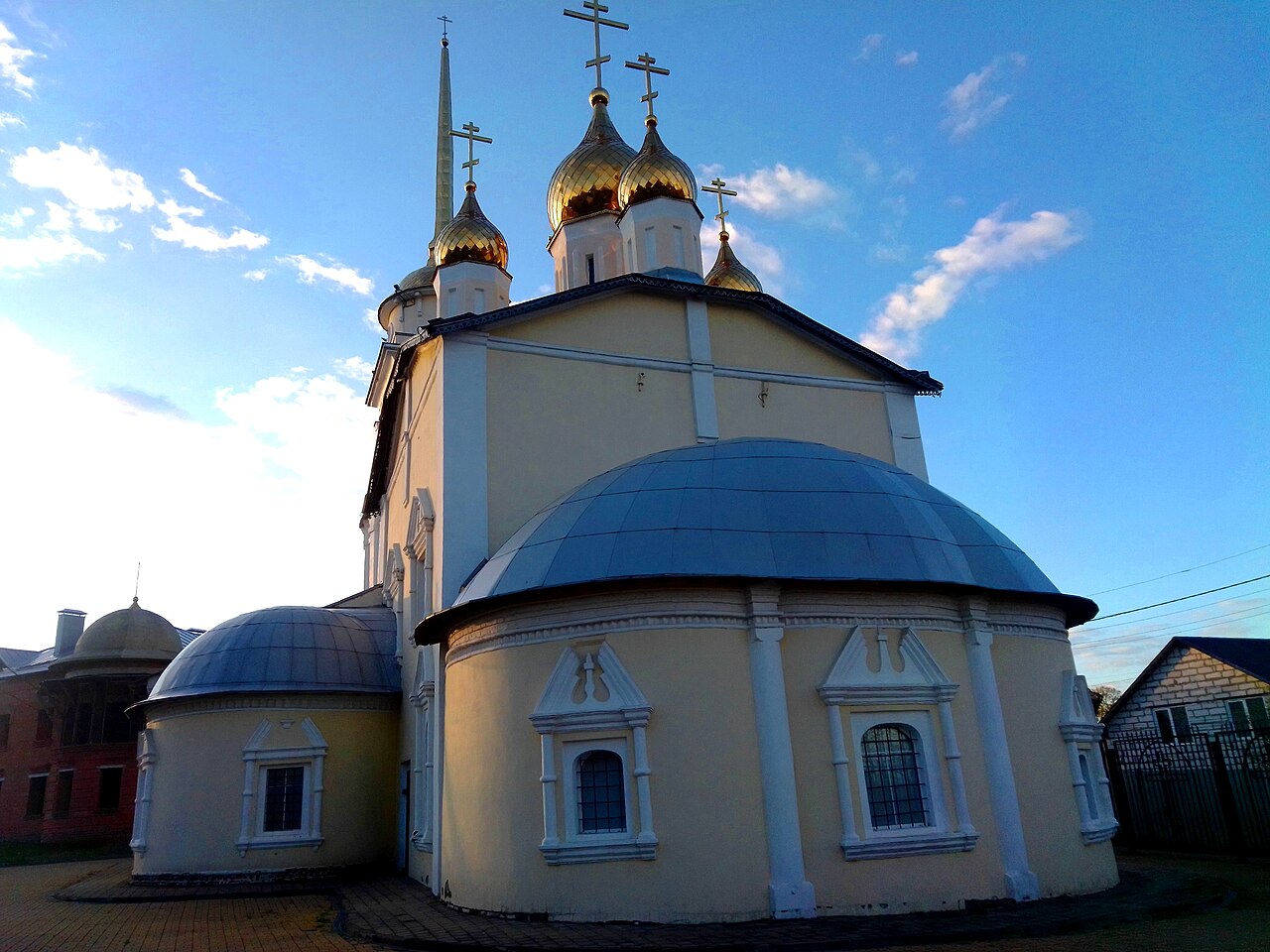 Усадебный храм и постройки Ромоданова